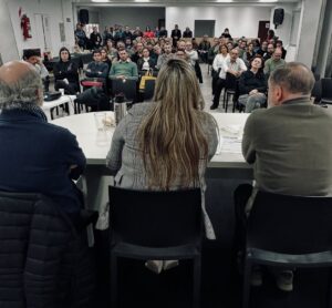 Plenario en La Bancaria Rosario