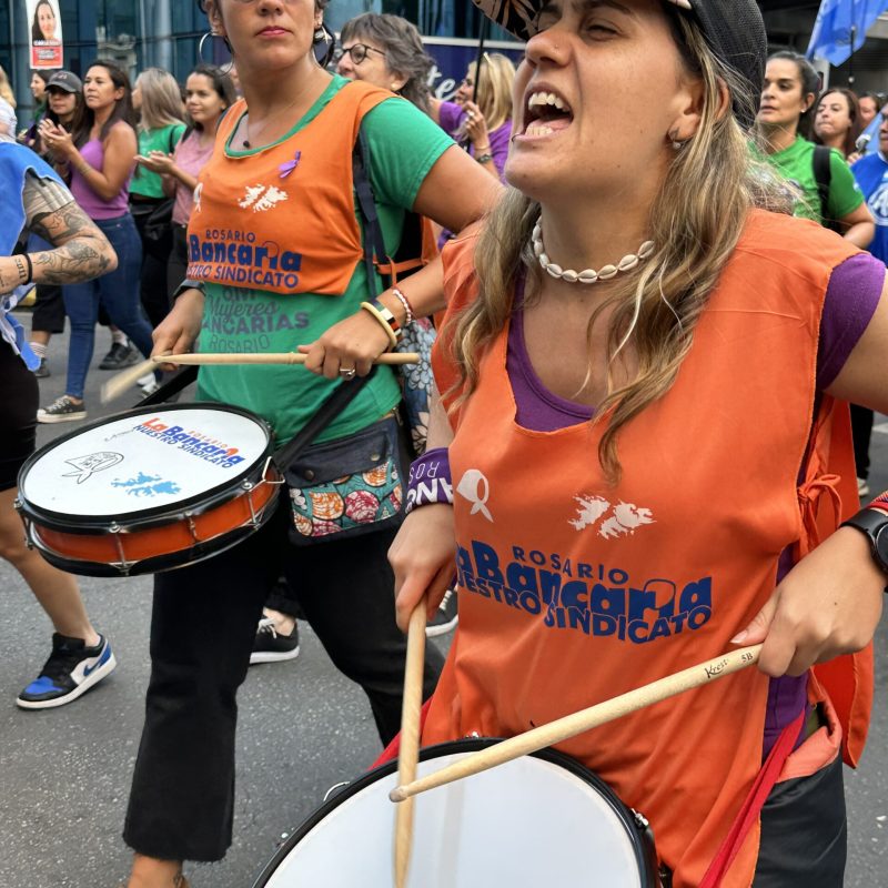 20250308_213603715_iOS