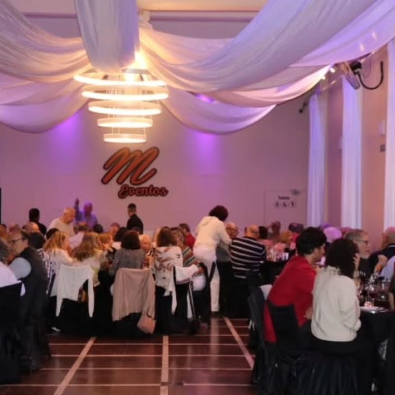Almuerzo de nuestros jubilados y jubiladas1