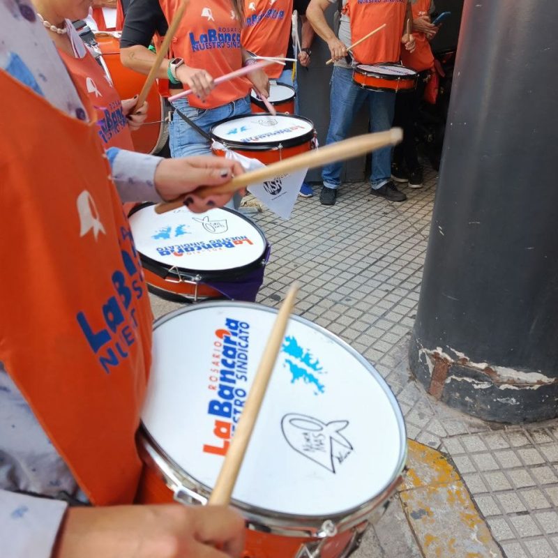 Asambleas en Banco Bersa y Santa Fe.1