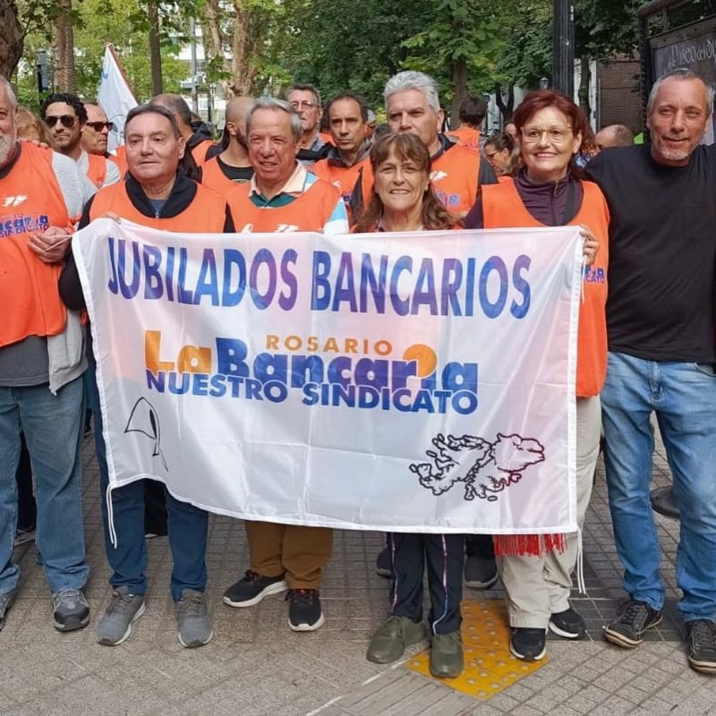 Marcha por los jubilados y jubiladas en Rosario6